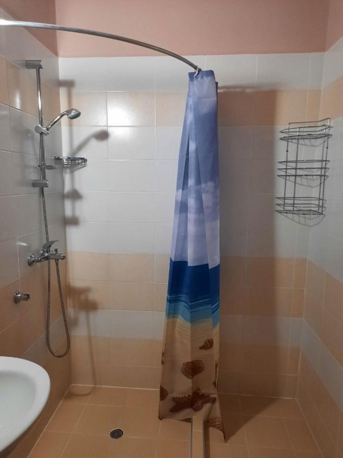 Big Comfortable Apartment With 2 Bedrooms Pollo Resort Pantai Sunny Bagian luar foto